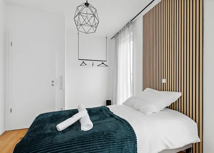 Peakview: Penthouse / Zentrum / Netflix
