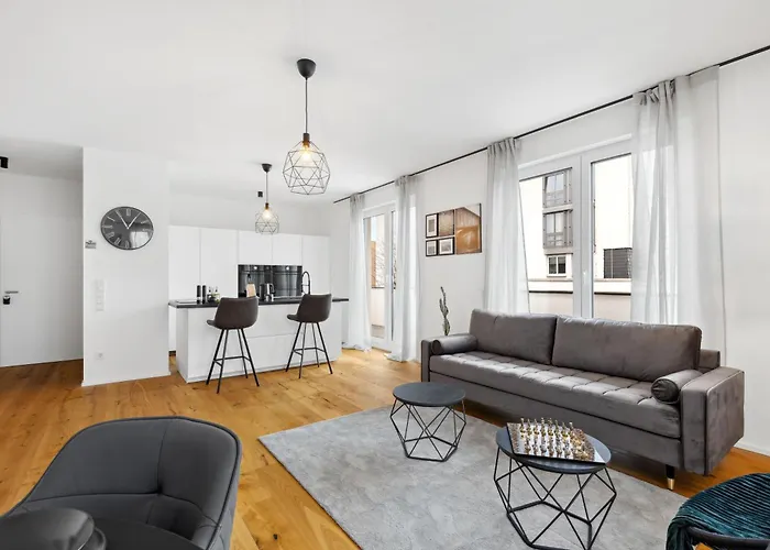 Peakview: Penthouse / Zentrum / Netflix