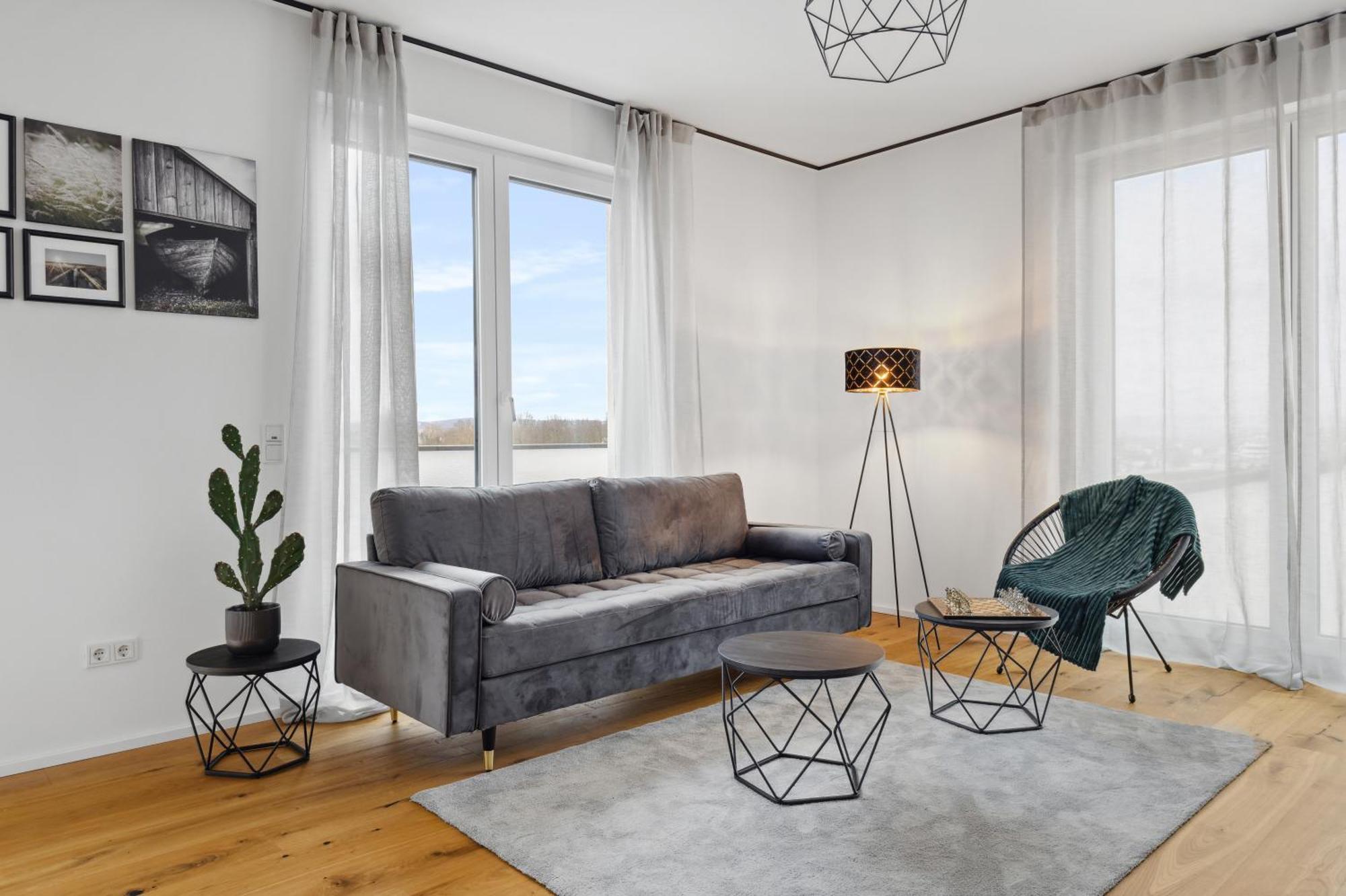 Peakview: Penthouse / Zentrum / Netflix